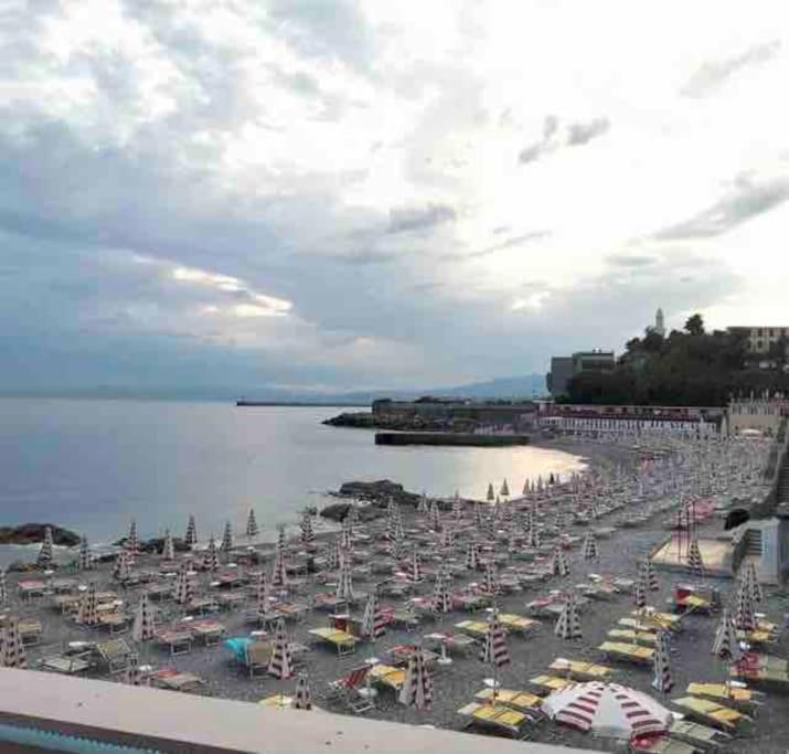 Casa Azzurra, Nel Cuore Di Genova 外观 照片